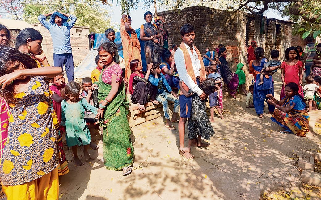 सोये बच्चे को चुराकर भागे चोर, गीधा थाने में केस दर्ज