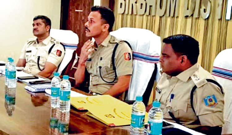 तारापीठ में बंगाल-झारखंड पुलिस की बैठक