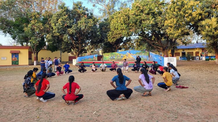 कार्यशाला में लैंगिक समानता के प्रति किया जागरूक