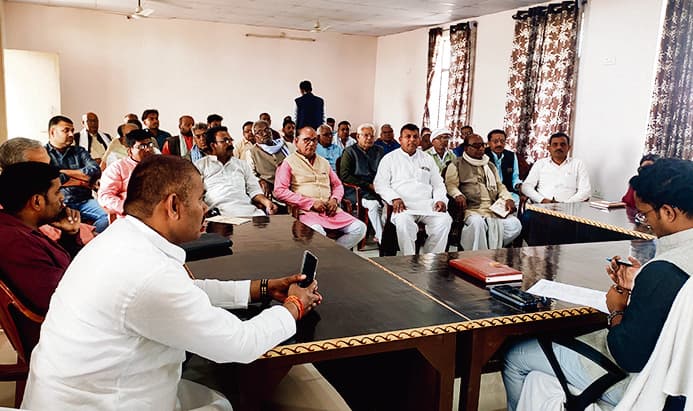 hajipur news. एसडीओ ने की महनार महोत्सव की तैयारी की समीक्षा