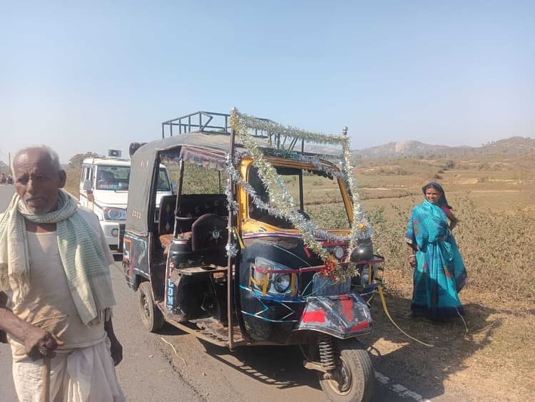 Bokaro News : मांगों को लेकर हड़ताल पर गये चास शहरी जलापूर्ति फेज-01 के कर्मी