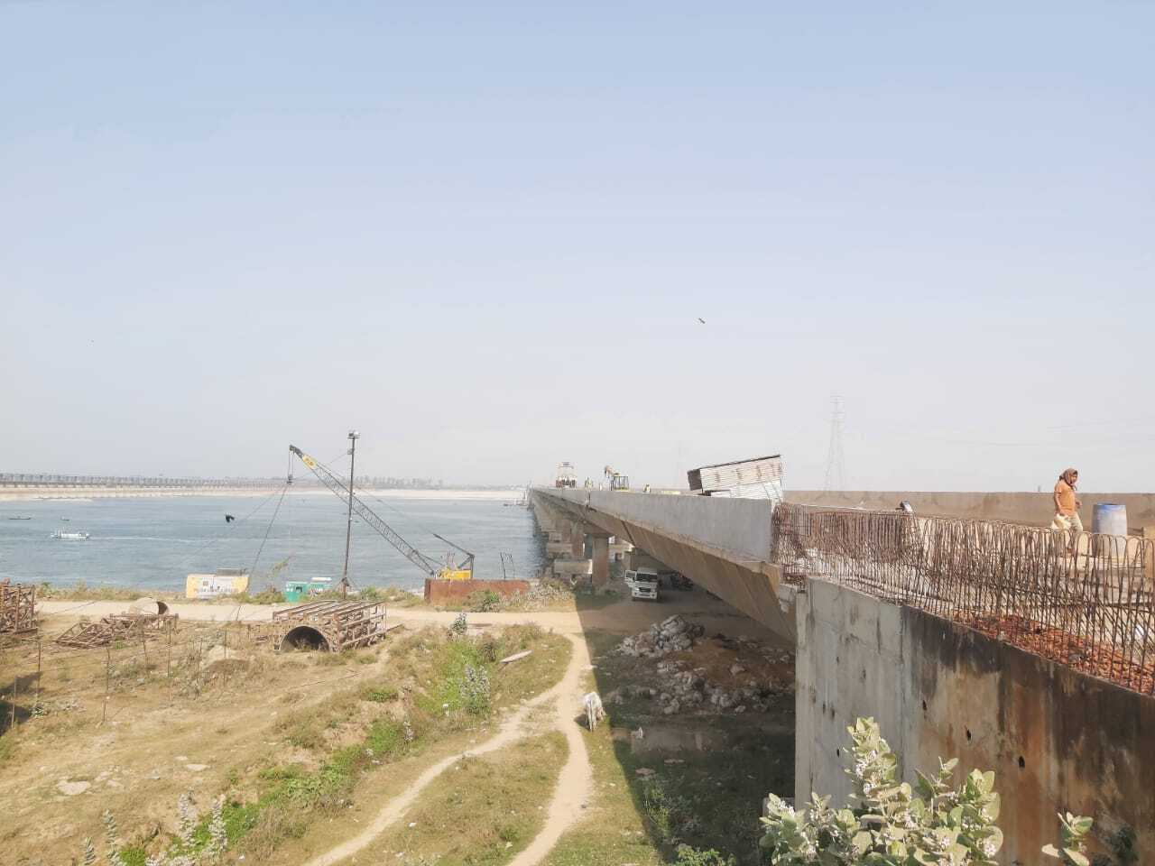 फरक्का में गंगा नदी पर पुल निर्माण का कार्य अंतिम चरण में