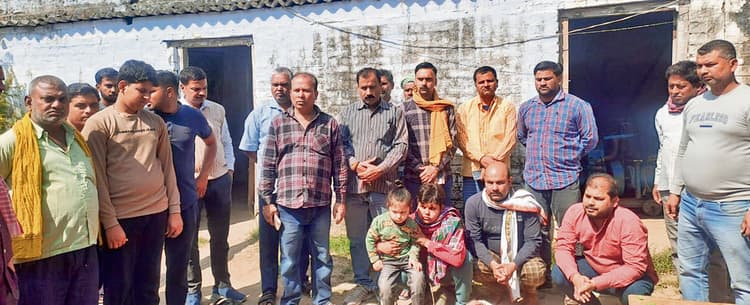 siwan news : अज्ञात वाहन की ठोकर से सेवानिवृत्त दारोगा की मौत