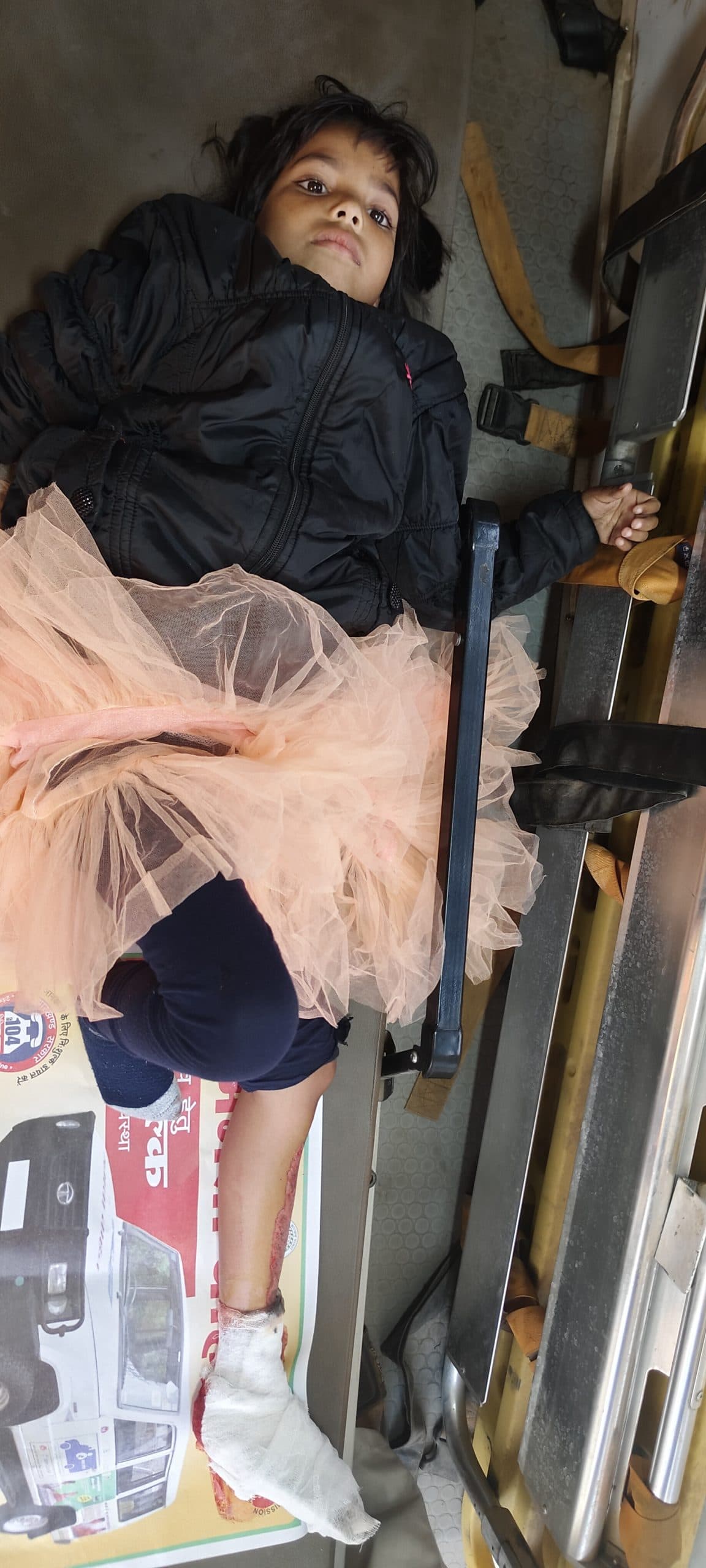 पालोजोरी में अलग-अलग सड़क दुर्घटना में चार घायल