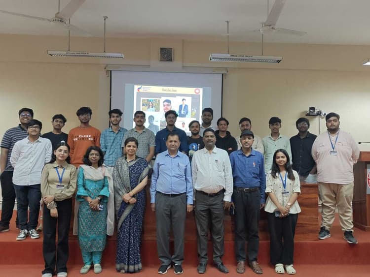 Deoghar news : बीआईटी के छात्रों को स्टार्टअप के बारे में बताया, कानूनी पहलुओं से अवगत कराया