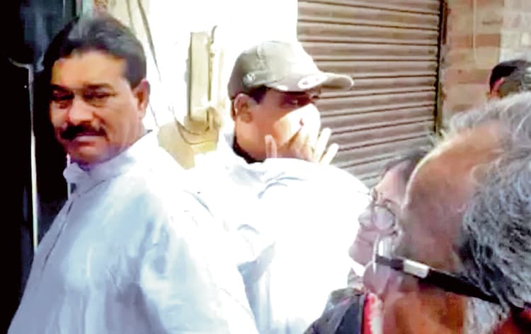 बिहार-यूपी के लोगों पर गिर रही गाज, तृणमूल विधायक का अभियान