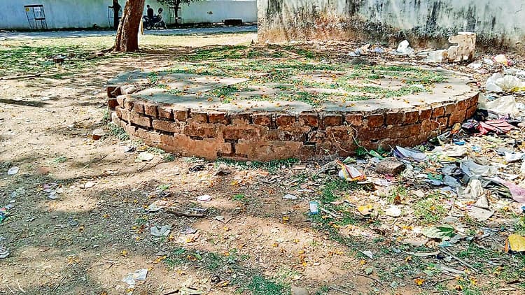 ranchi news : गोस्सनर कलीसिया छोटानागपुर के मुर्दा घंटा की गूंज हुई खामोश, अब सिर्फ चबूतरा गवाह