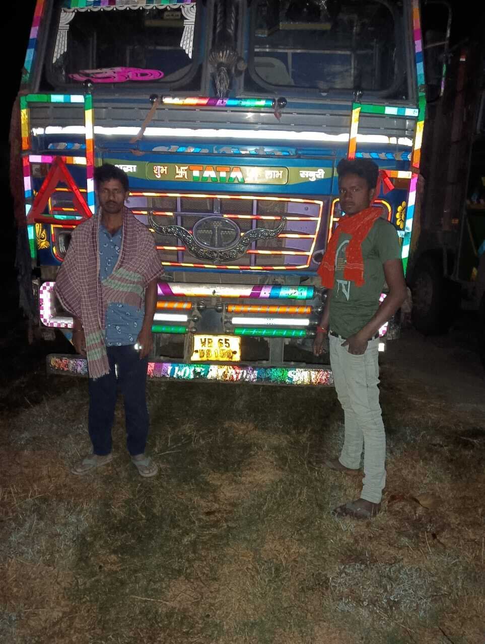 बगैर माइनिंग चालान के तीन वाहन जब्त