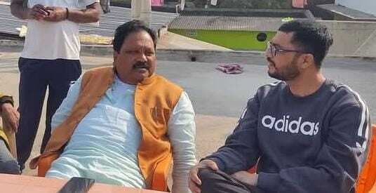 होली पर चलायी जायेंगी कई स्पेशल ट्रेनें