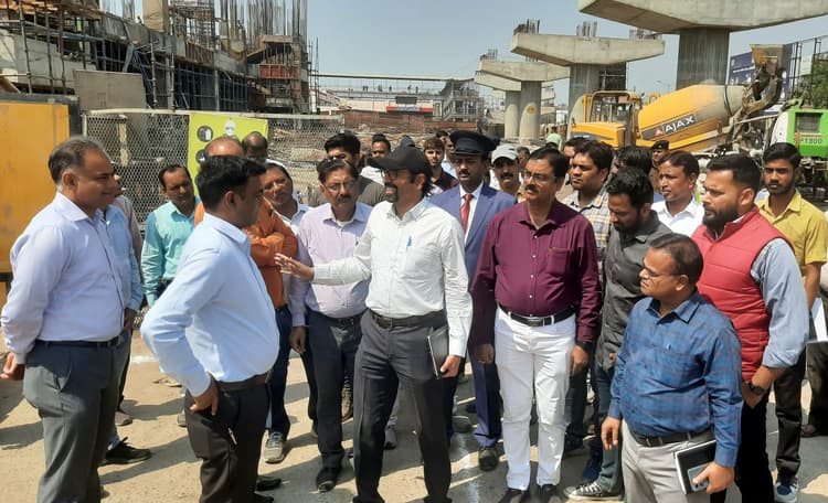 स्टेशन रोड पर जंक्शन के दोनों प्रवेश द्वारों पर बनेगी मल्टीलेवल पार्किंग