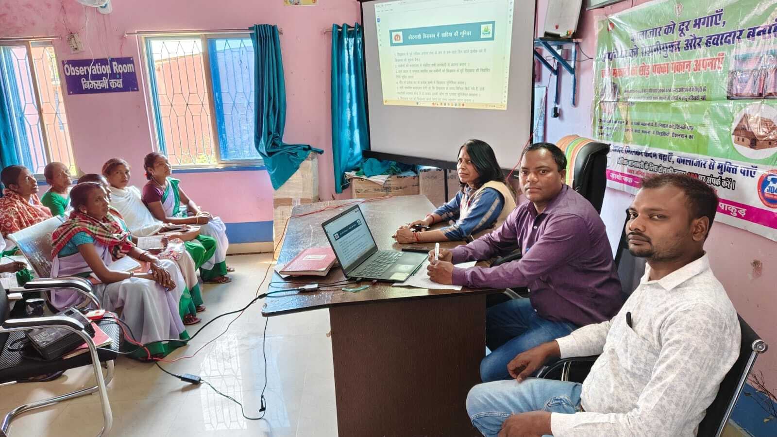 सहियाओं को कीटनाशक छिड़काव का मिला प्रशिक्षण