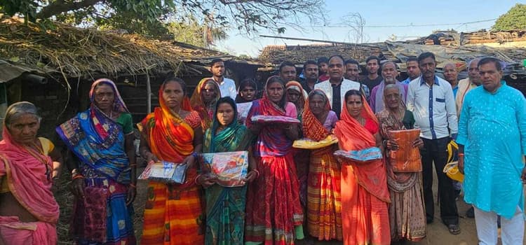 महिला उत्थान ही विकसित भारत की पहचान : विकास सिंह