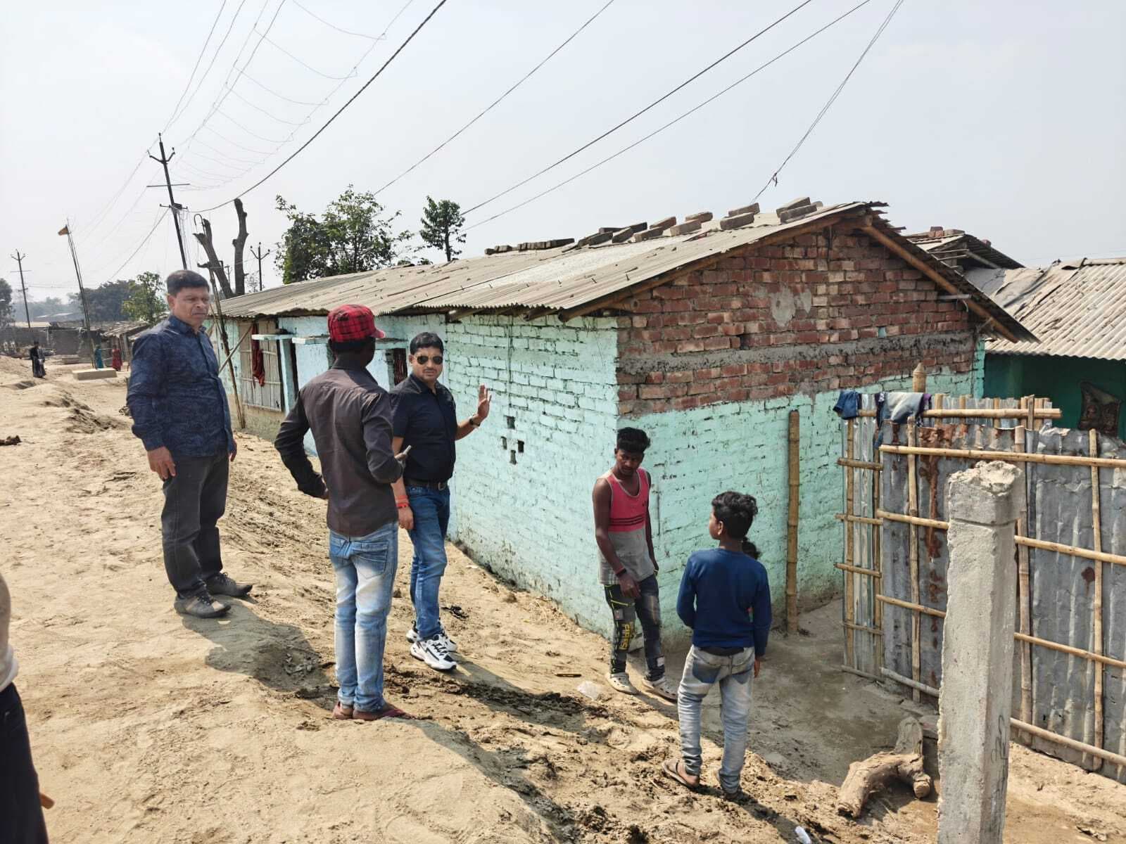 बुढ़ावे में अतिक्रमण खाली कराने के लिए सीओ ने की माइकिंग