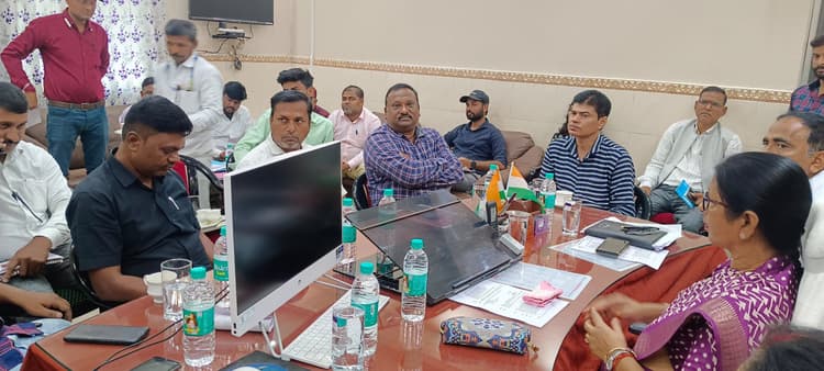 पायलट प्रोजेक्ट के तहत एक वार्ड में लगेगा स्पेंशर लाइट