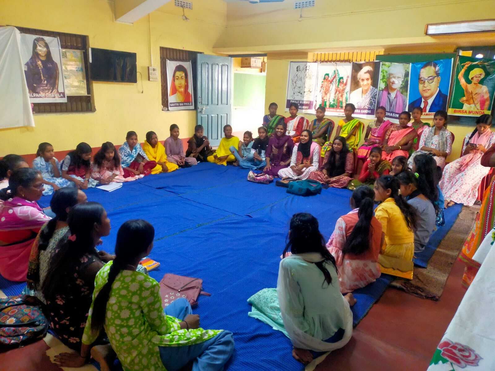 महिला अधिकार व बाल विवाह पर हुई चर्चा