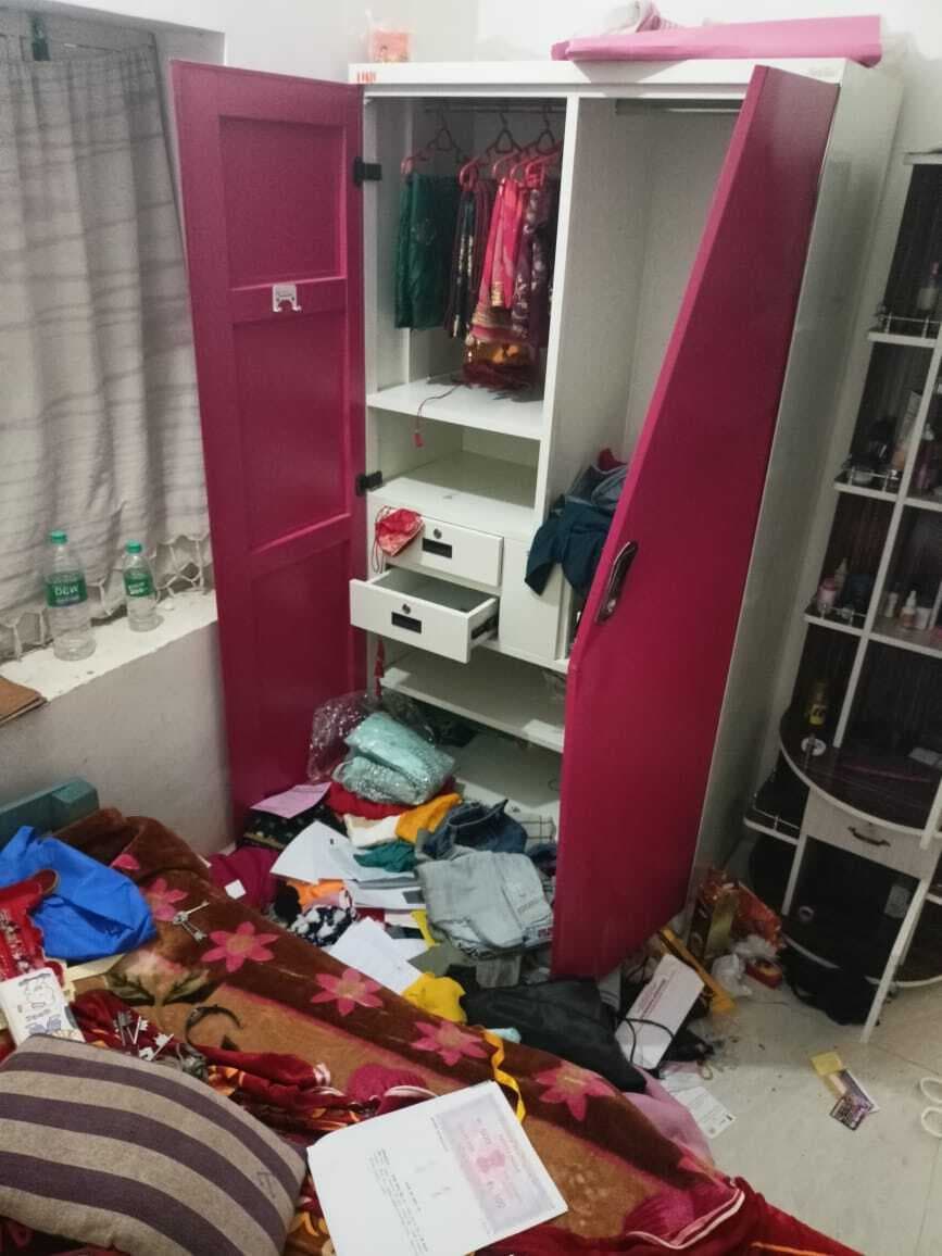 deoghar news : रोहिणी में घर से जेवरात समेत पांच लाख की चोरी