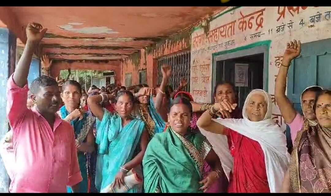 सरकार मानदेय का करे भुगतान: रसोइया संघ