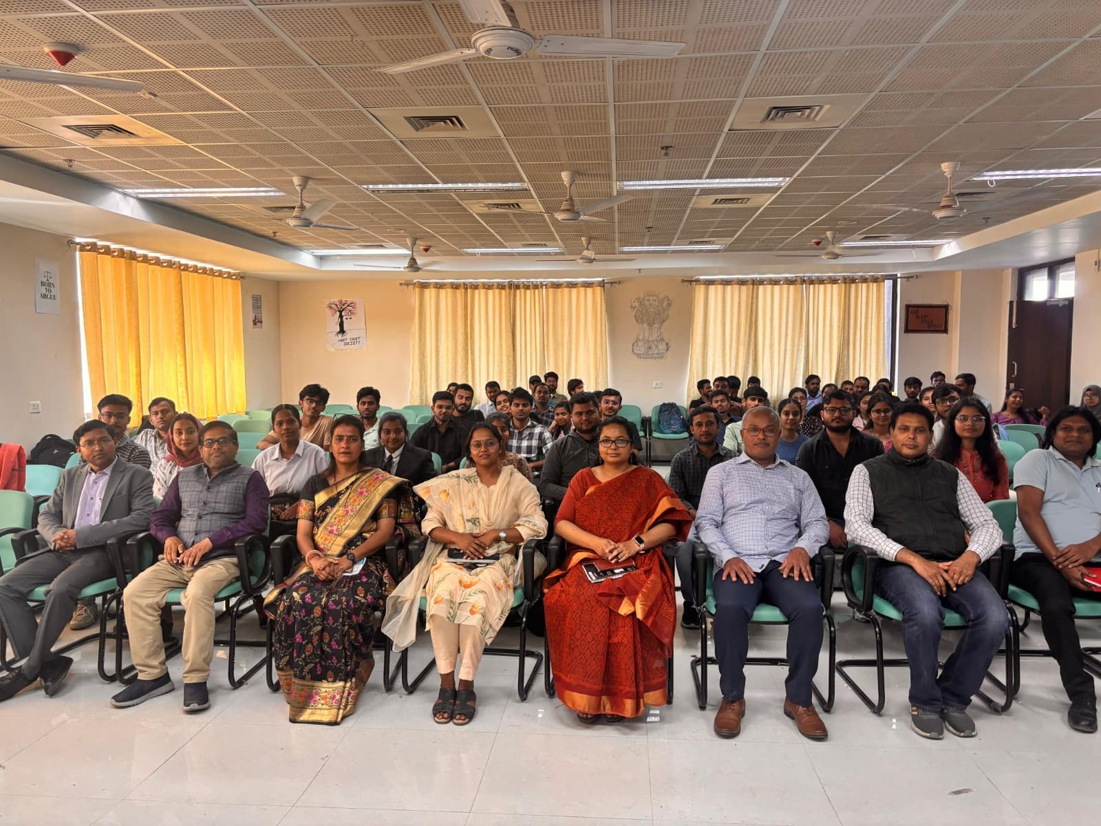 Gaya News : महिलाओं के प्रति समाज की मानसिकता में सकारात्मक बदलाव लाने की जरूरत