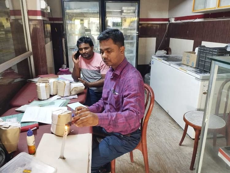 होली के मद्देनजर खाद्य पदार्थों की गुणवत्ता की हुई जांच