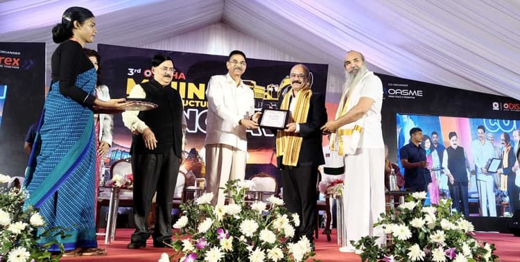 Jamshedpur News : टाटा स्टील के पंकज सतीजा को मिला ग्लोबल सस्टेनेबल माइनिंग अवॉर्ड