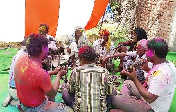 Bhagalpur news होली के रंग, फाग गायन व लोक विधा से दूर हो रही नयी पीढ़ी