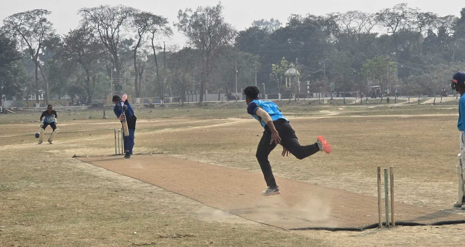 टीम ब्लू ने टीम ग्रीन को 12 रनों से किया पराजित