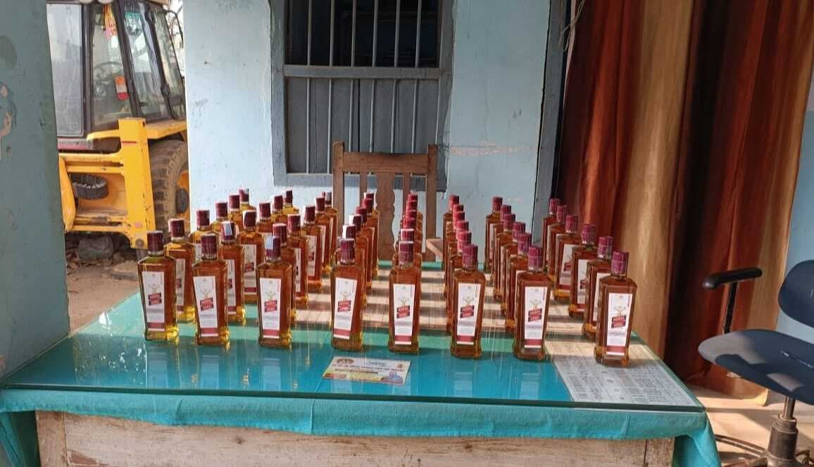 48 बोतल शराब बरामद