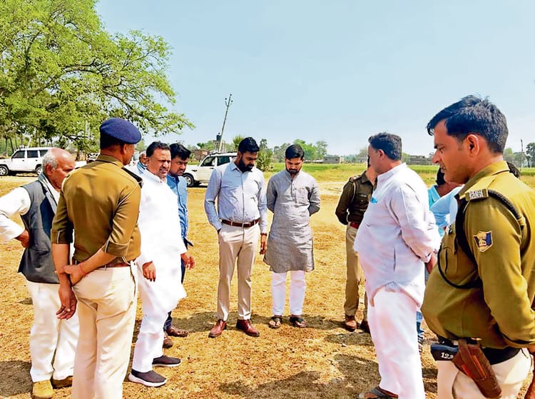 Gaya News : जमालपुर में कब्रिस्तान विवाद को सुलझाने पहुंचे एसडीओ