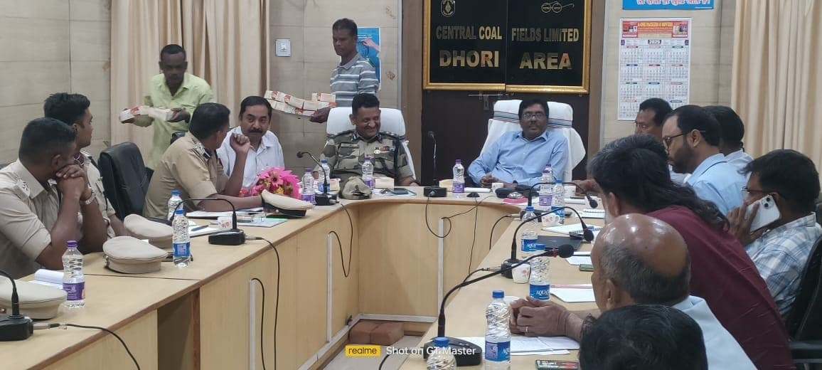 Bokaro News : खदानों की सुरक्षा व्यवस्था सुदृढ़ करने पर चर्चा