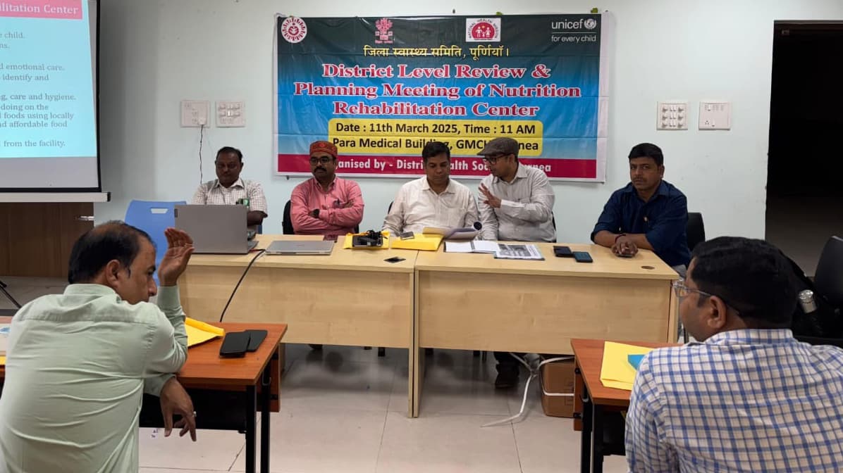 कुपोषित बच्चों के पोषण व पुनर्वास को ले स्वास्थ्य अधिकारियों ने की समीक्षा बैठक