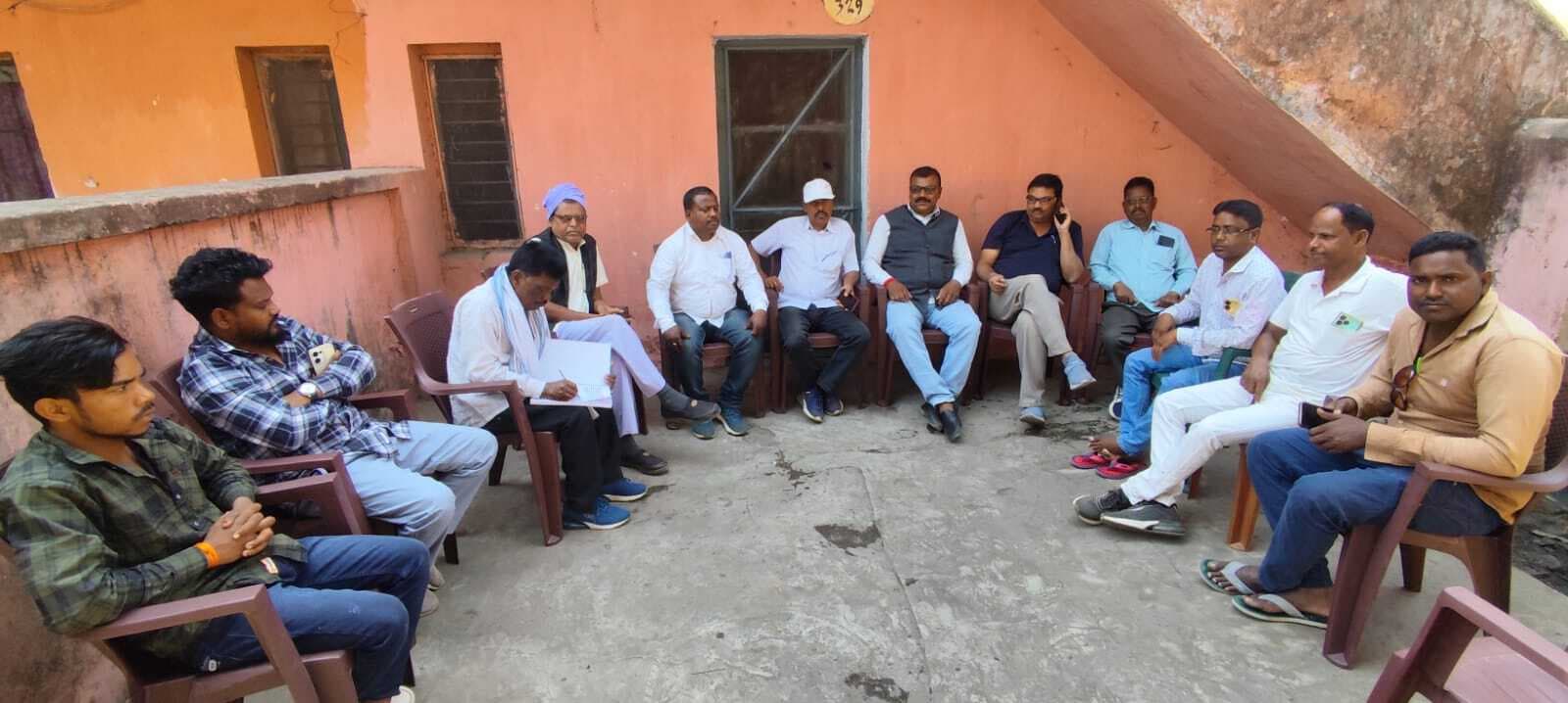 आउटसोर्सिंग कंपनी में विस्थापितों को मिले रोजगार : यूनियन