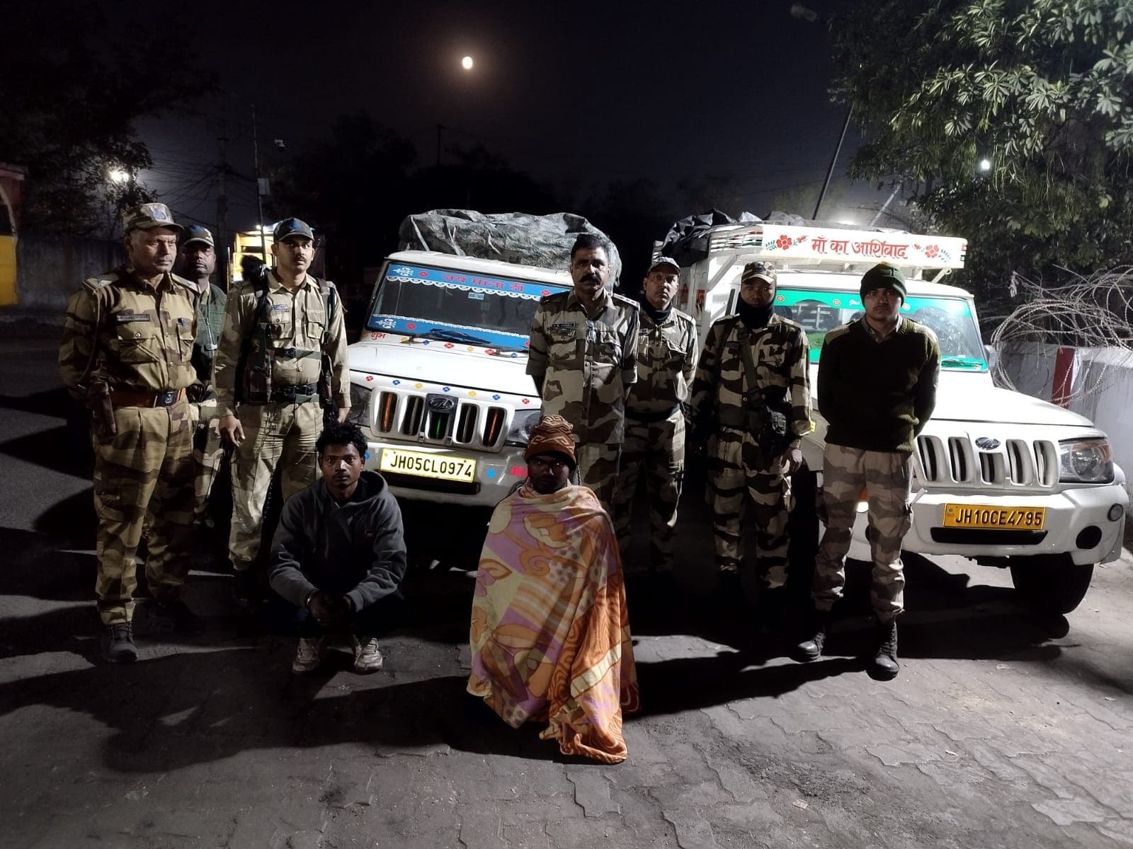 Bokaro News : अवैध कोयला लदे दो वाहन जब्त, चालक गिरफ्तार