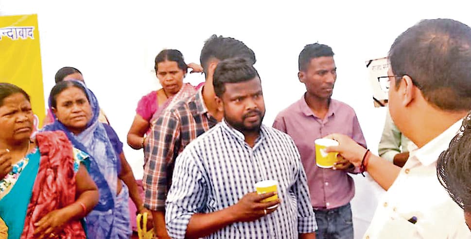 Ranchi News : आश्रितों का अनशन खत्म