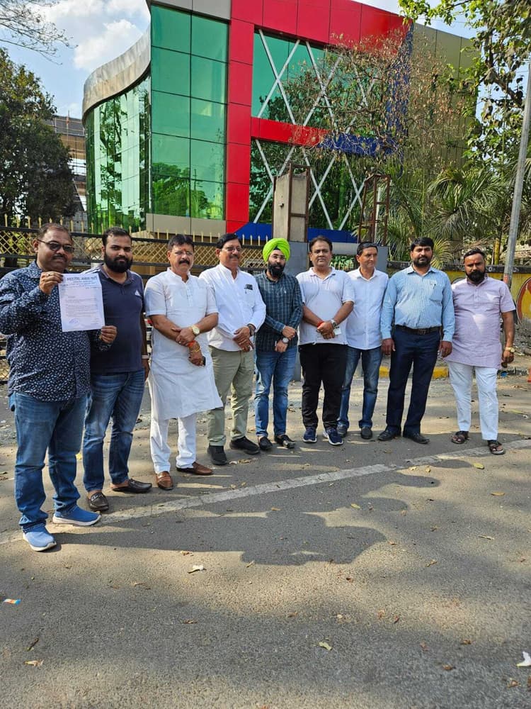 Jamshedpur News : बर्मामाइंस थाना प्रभारी की भाजपाइयों ने की एसएसपी से शिकायत