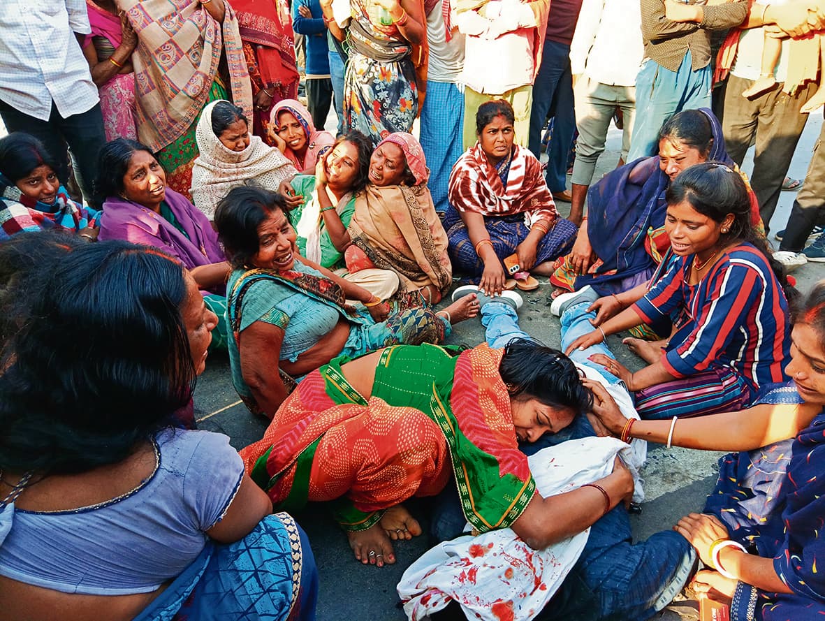 Gaya News : पत्नी को मायके से लाने जा रहे युवक की सड़क दुर्घटना में मौत