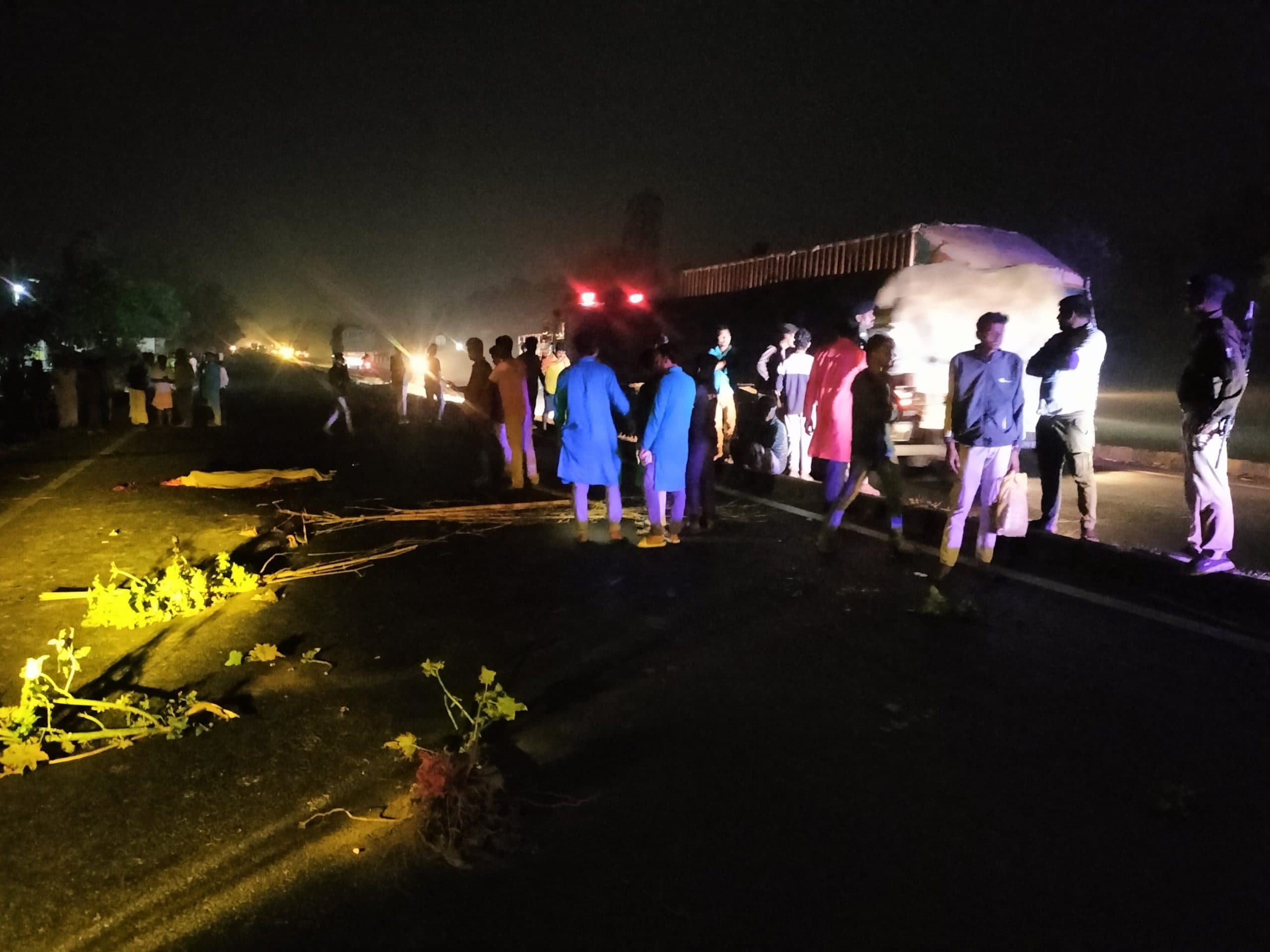 एनएच पर ट्रक की ठोकर से युवक की मौत