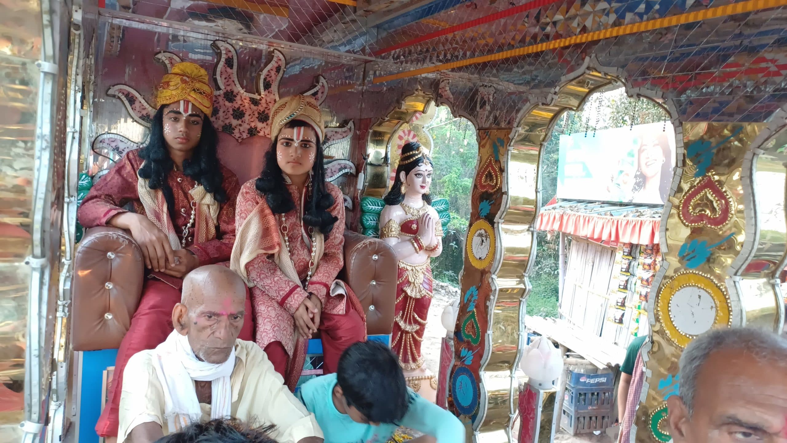 तीन दिवसीय हरिनाम संकीर्तन का 96वां अधिवेशन का हुआ समापन