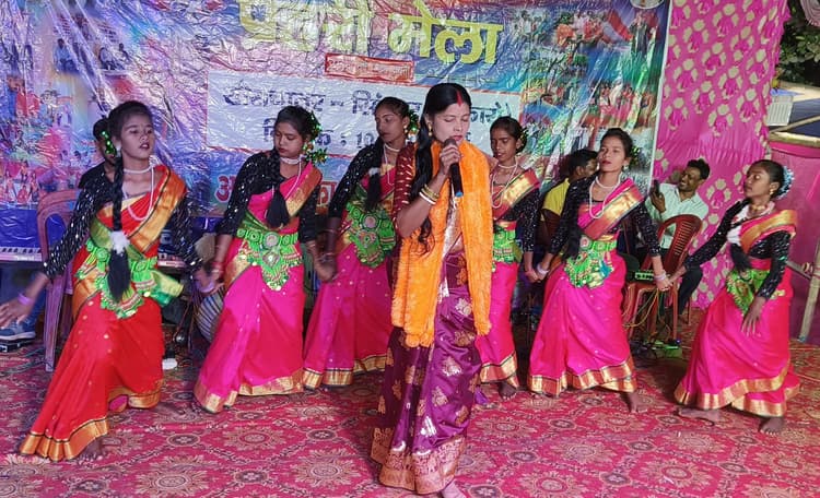 Bokaro News : प्रहरी मेला में कुड़माली झूमर व पांता नाच से बांधा समां