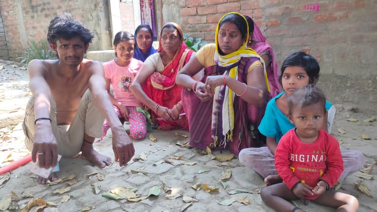 अवैध रूप से संचालित दो अलग-अलग निजी क्लिनिक में प्रसव कराने भर्ती हुई दो महिला की मौत, मचा बबाल