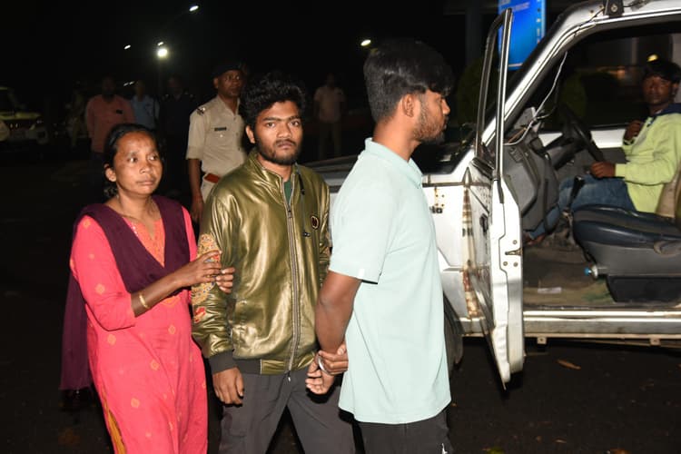 Jamshedpur News : गोविंदपुर में कमरे से आयी गोली की आवाज, परिजन पहुंचे तो रह गये हक्का-बक्का