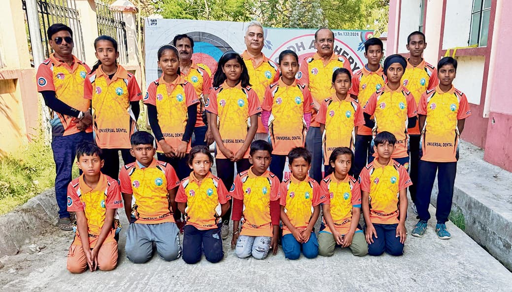 Gaya News : आंध्र प्रदेश में आयोजित राष्ट्रीय प्रतियोगिता में गया के 25 तीरंदाज लेंगे भाग