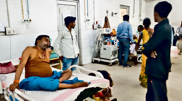 SNMMCH : बिजली कटते ही बंद हो जाती हैं कंसंट्रेटर मशीन, ऑक्सीजन के लिए तड़पने लगते हैं मरीज