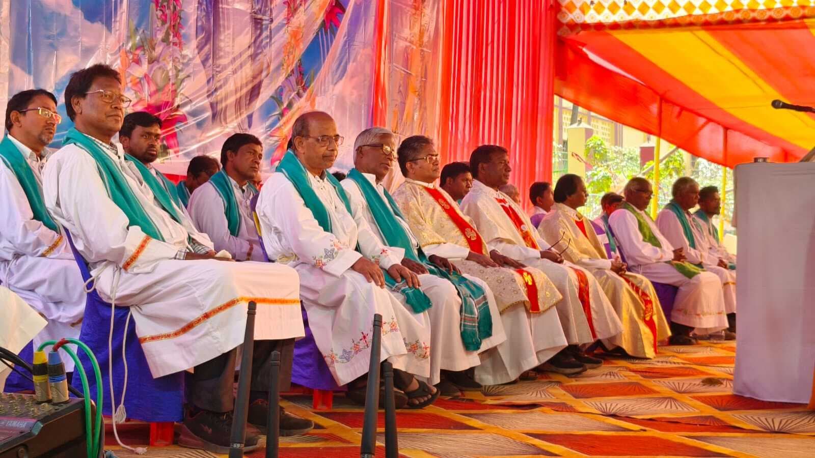 पतना में धूमधाम से मना माता मरियम हेलमेल पर्व