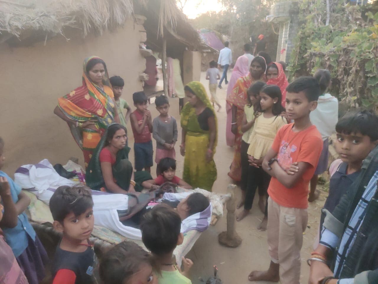 नाबालिग लड़की ने खाया जहर, इलाज के दौरान मौत