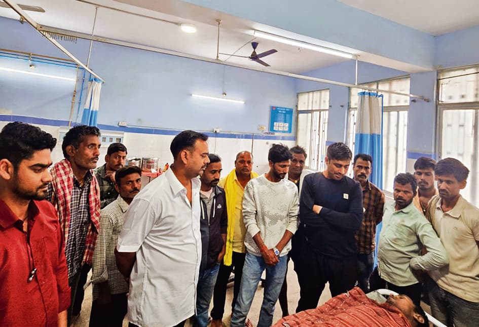 Buxar News: खेत में चारा काटने गये युवक की वज्रपात की चपेट में आने से मौत