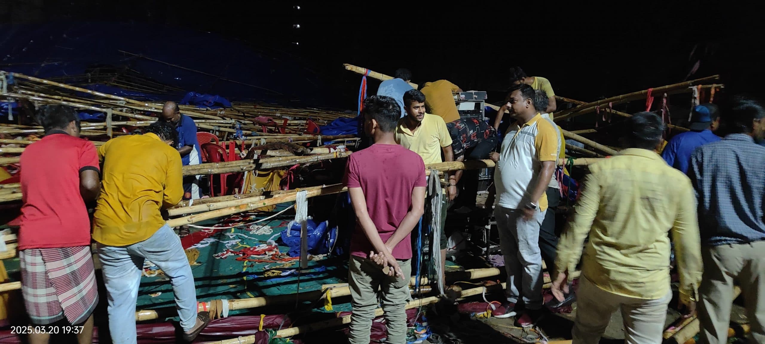 Chaibasa News : साईं महोत्सव का पंडाल गिरा, एक बच्ची समेत 10 लोग घायल