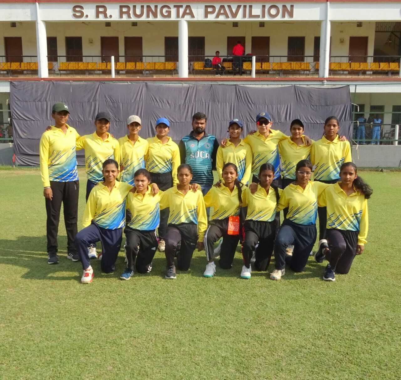 Chaibasa News : कप्तान प्रियंका की शानदार बल्लेबाजी, सिमडेगा ने खूंटी को हराया