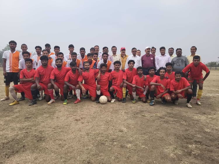 Bokaro News : कुरपनिया को हराकर करमाटांड़ सेफा में पहुंचा