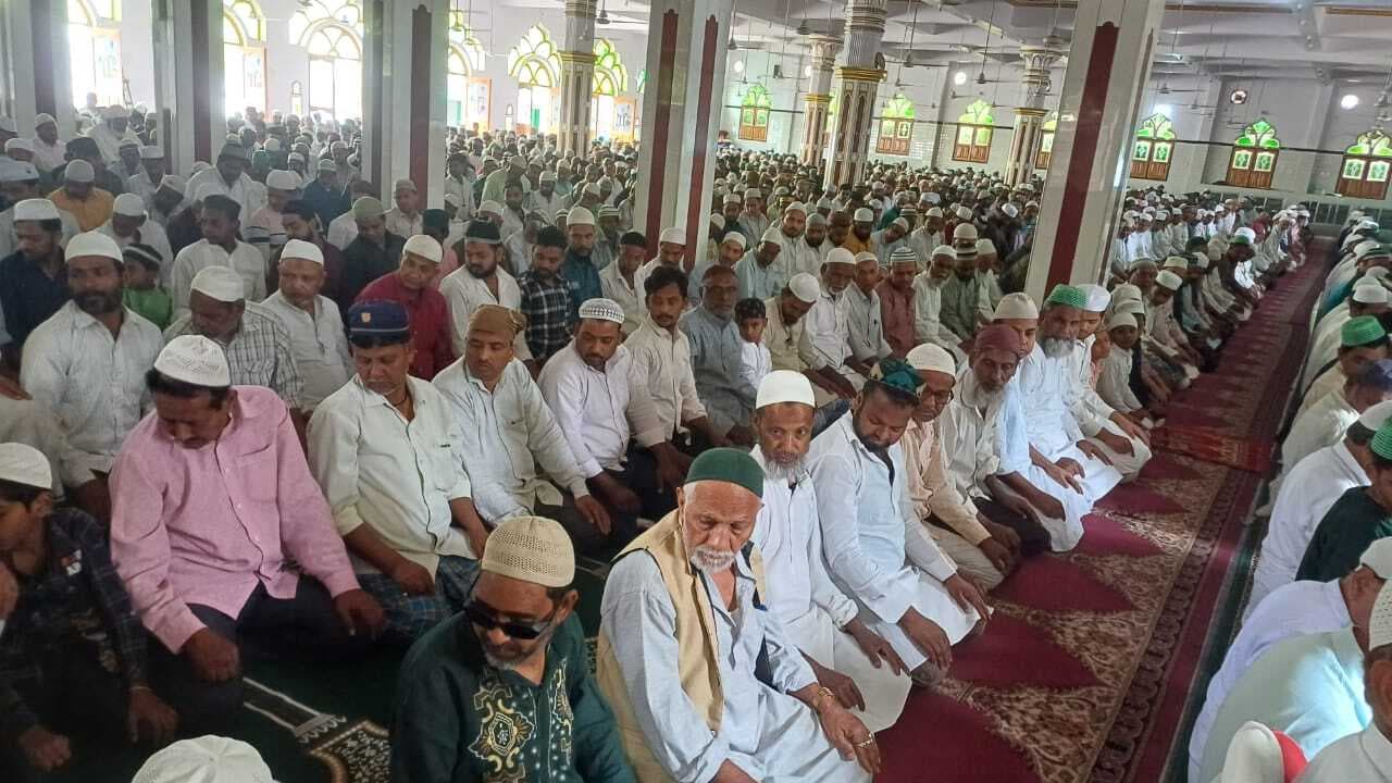 परिवार के साथ ही सभी की सलामती के लिए मांगी दुआ