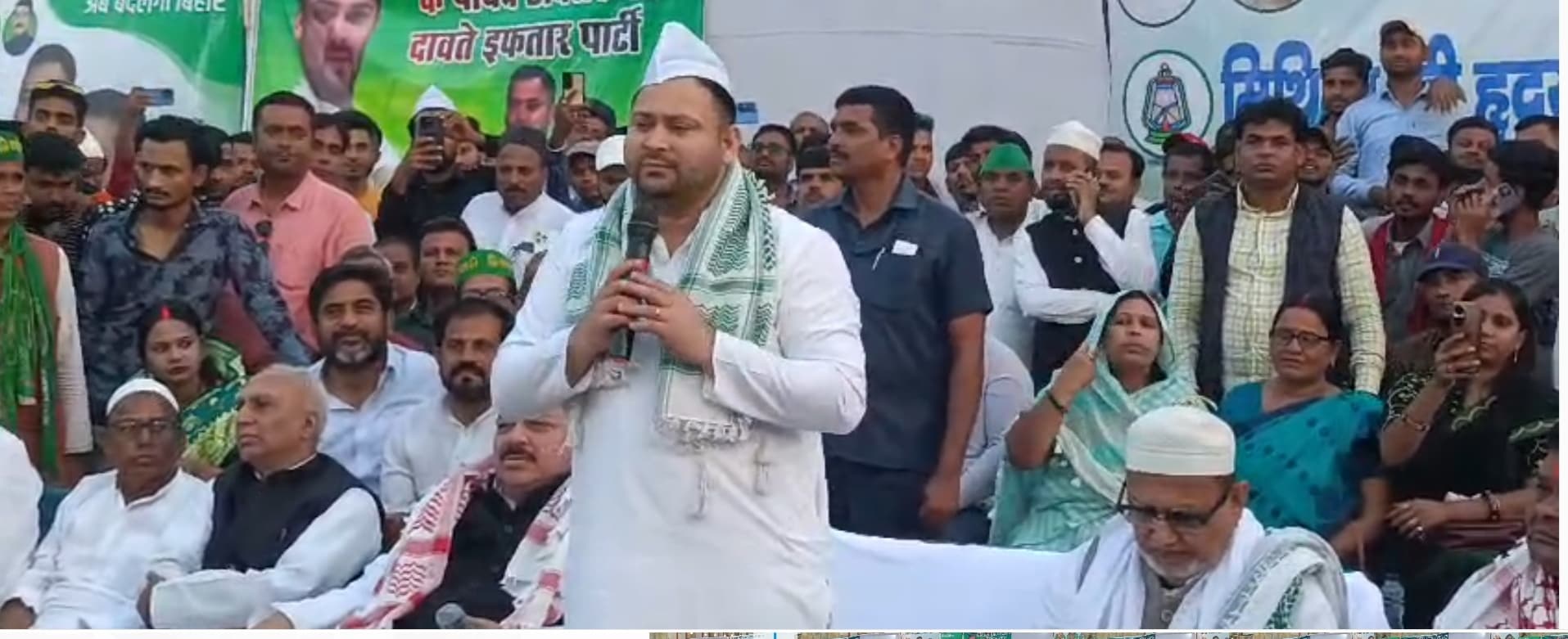 अभी राजनीति नहीं, पर्व मनाने का समय : तेजस्वी